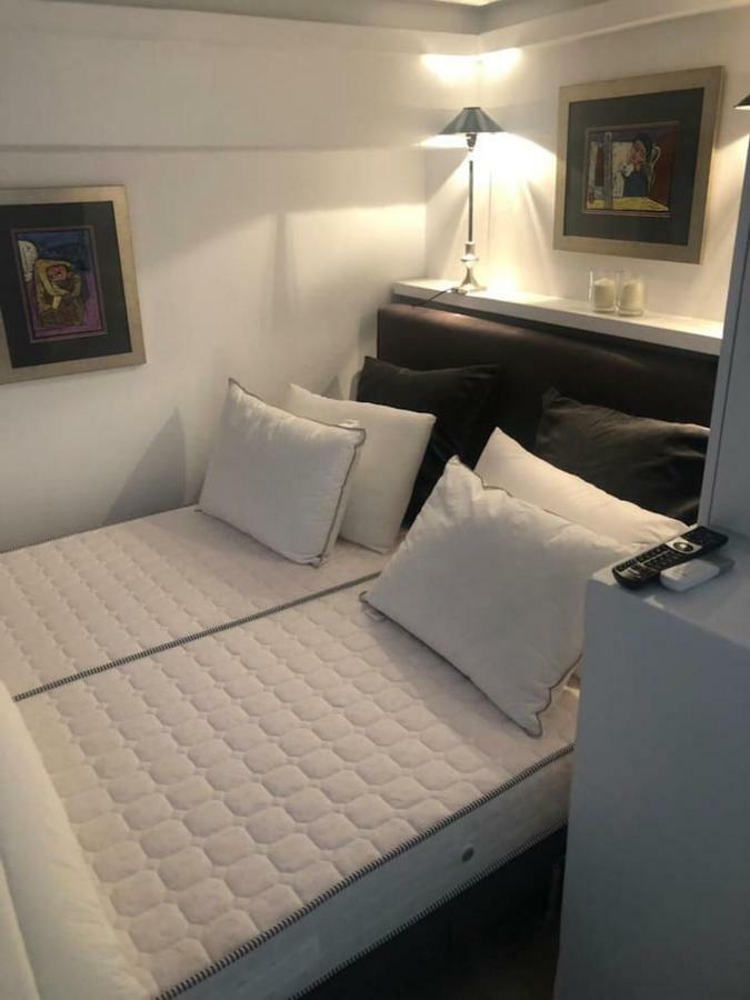 Anemomilos Jacuzzi Suite Corfu  Zewnętrze zdjęcie